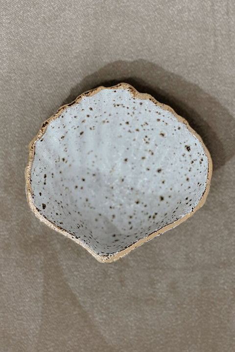 Small Cockle Shell Bowl - Speckled Clay