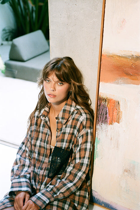Classic Oversized Boyfriend Shirt - Flannel Winter Brown