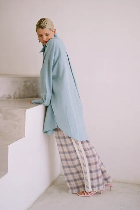 Classic Oversized Boyfriend Shirt - Blue Linen