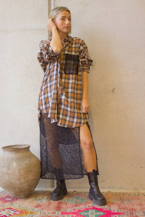 Classic Oversized Boyfriend Shirt - Flannel Winter Brown