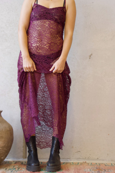 Noir Lace Maxi Slip - Grape