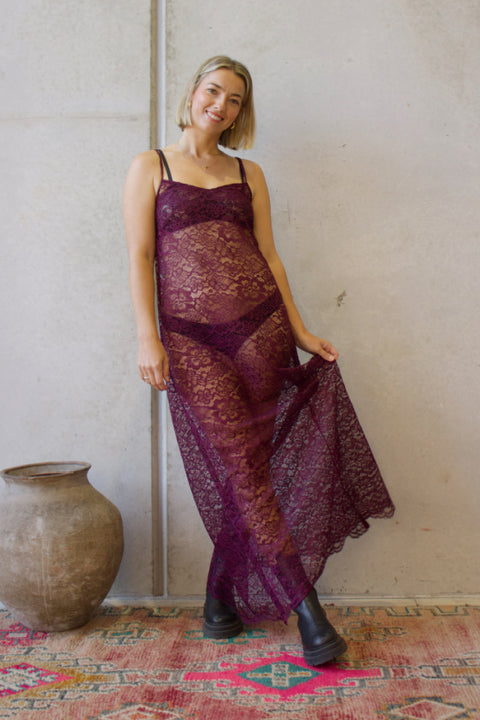 Noir Lace Maxi Slip - Grape