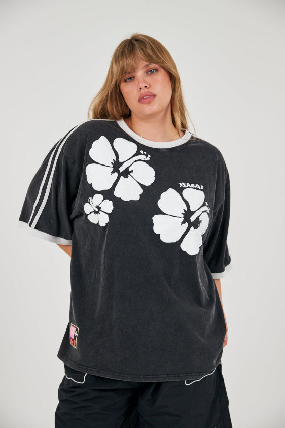 The Hibiscus Tee - Washed Black