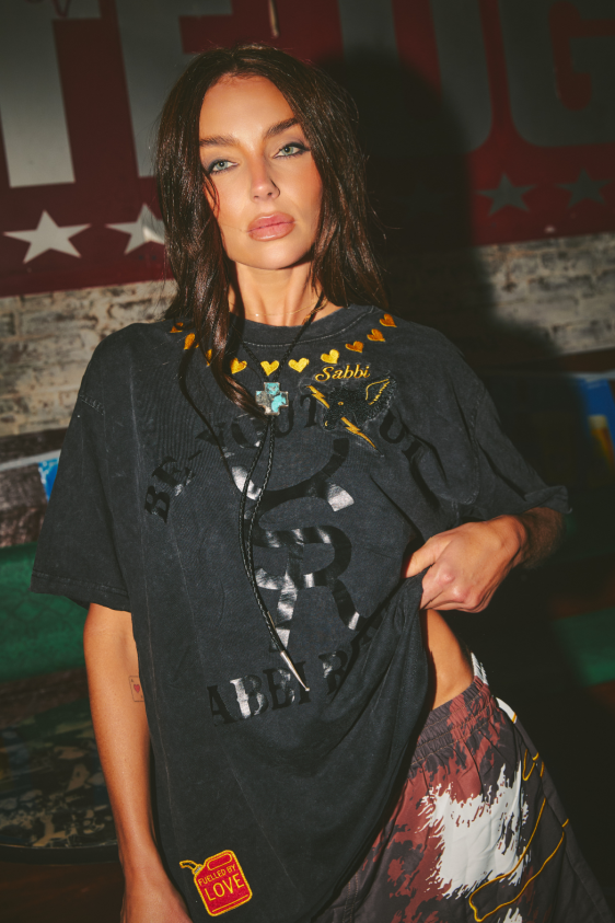 Be-Youtiful Ranch Tee - Black
