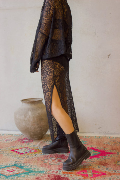 Maggie Long Sleeve Crop - Black Lace