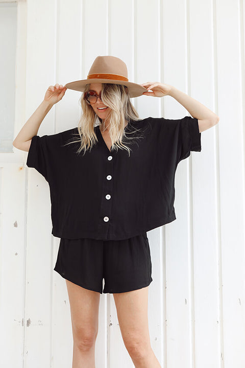 Maggie Button Crop - Black