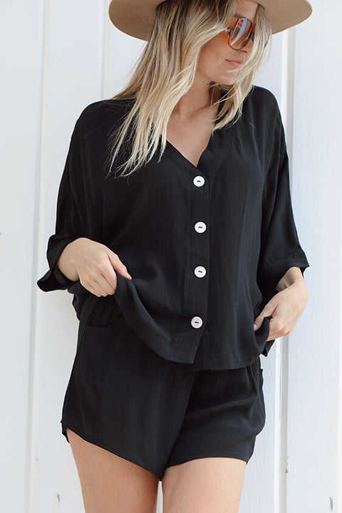 Maggie Button Crop - Black