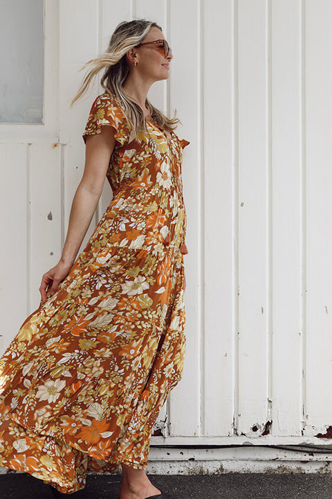 Grove Flutter Sleeve Maxi - Rust Dahlia Bloom