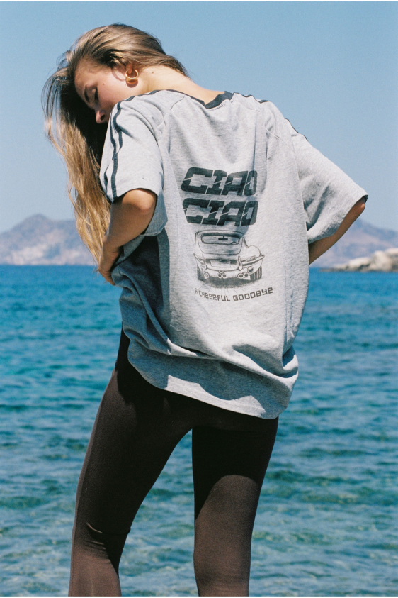 Warm Hello Racer Tee - Grey