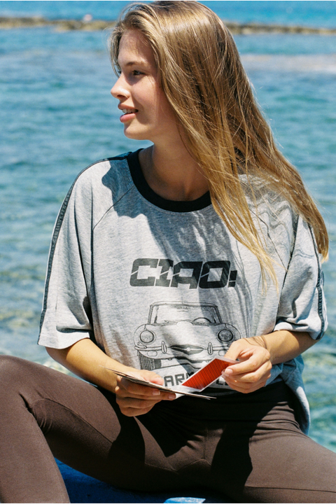 Warm Hello Racer Tee - Grey